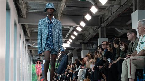 Michael Kors Spring/Summer 2019: It's good vibes only 